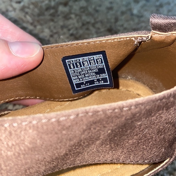 Skechers Memory Foam Wedges - Picture 2 of 6